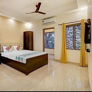 Oyo 82159 Aamaze Saltlake